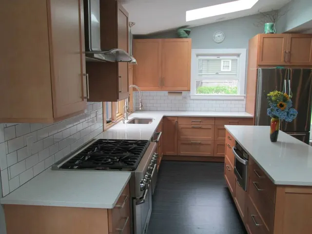Peter Buzzelle Custom Carpentry Inc. researched project photo