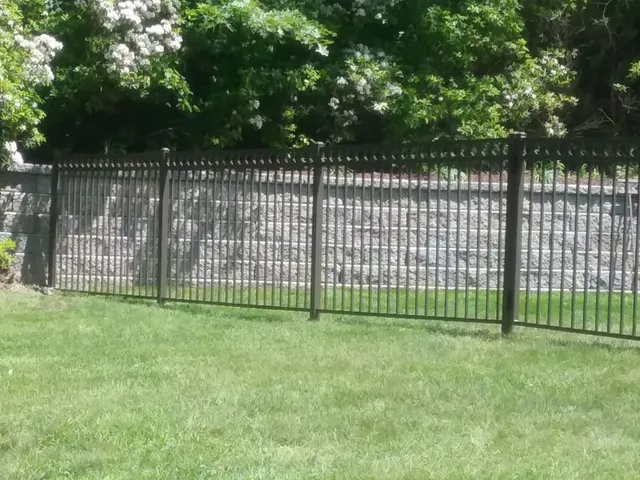 work photo from fenceitinllc.com
