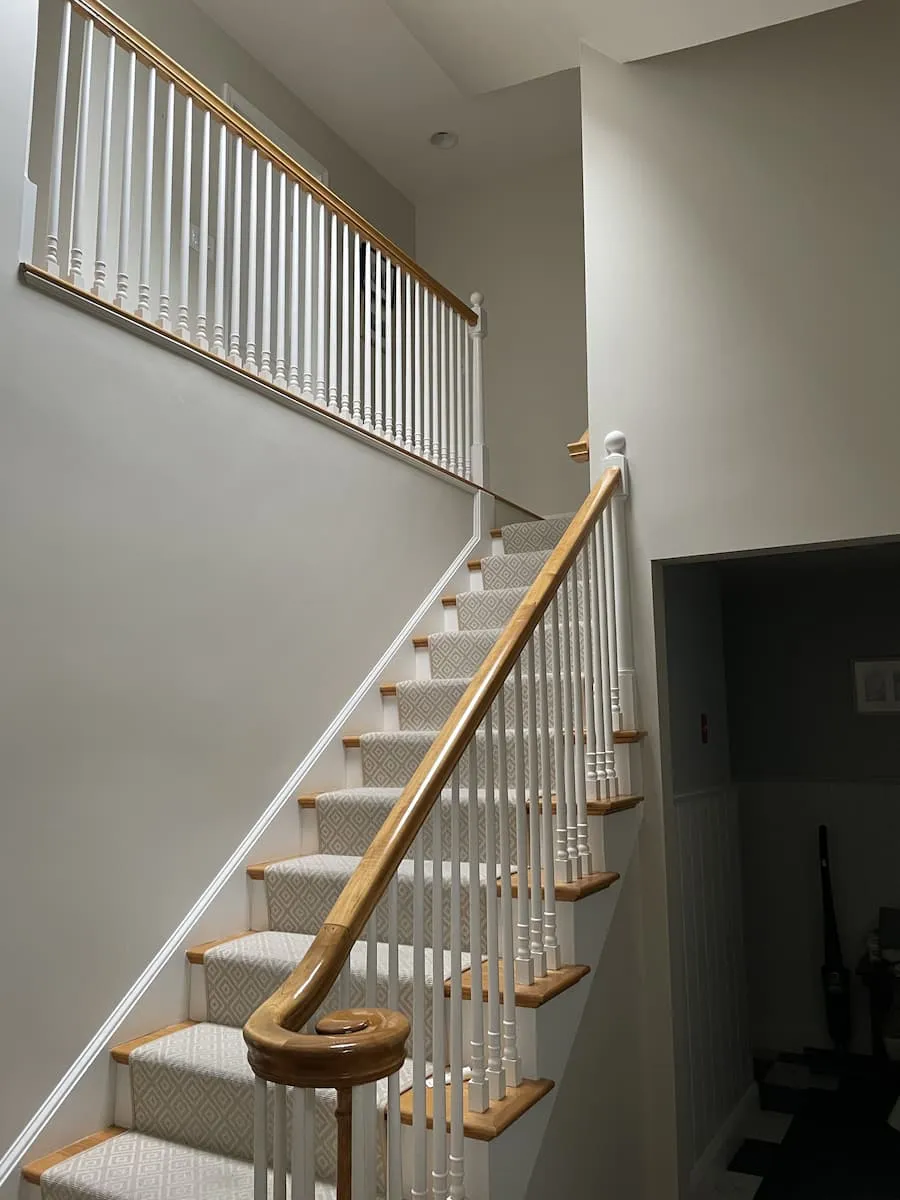 https://rodrigospaintingma.com/wp-content/uploads/2022/07/Stairs-Repairs.jpg