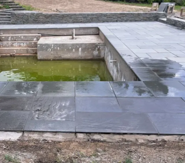 pool-deck-masonry_edited_edited.jpg