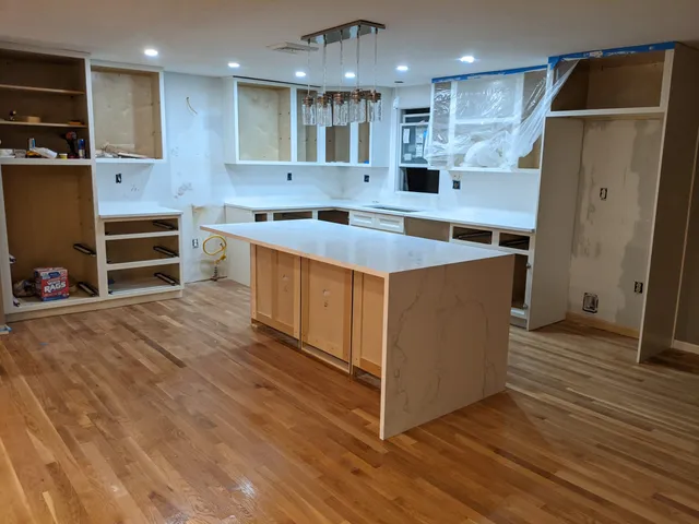 work photo from lynhshardwoodfloors.com