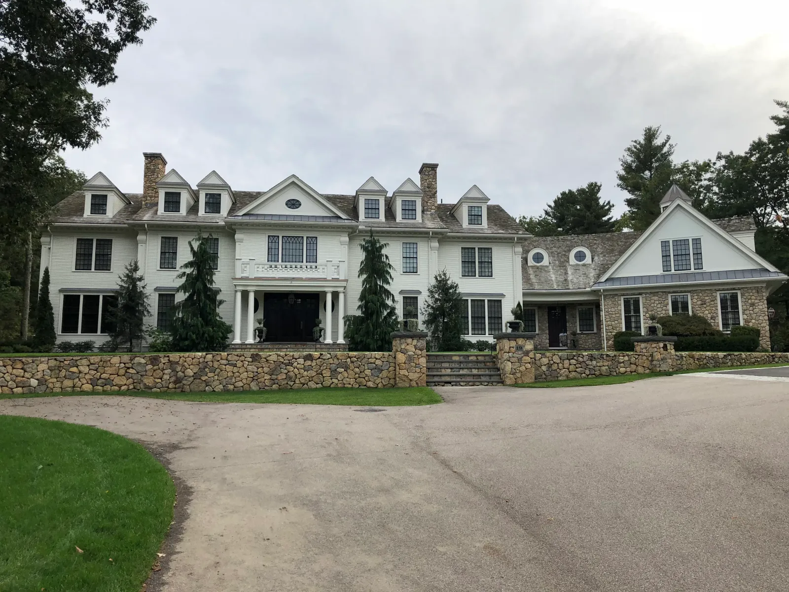 for MGR Painting & Cleaning in Everett, MA