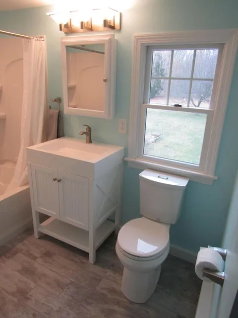 work photo from betterbuiltkitchensandbathrooms.com