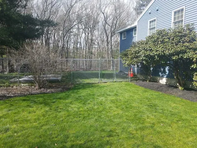 chain-link fence and chain link gates. Installed and repaired