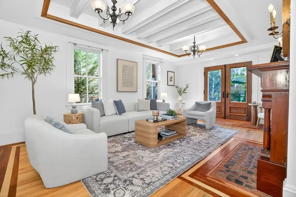 51 Green St, Boston, MA 02130