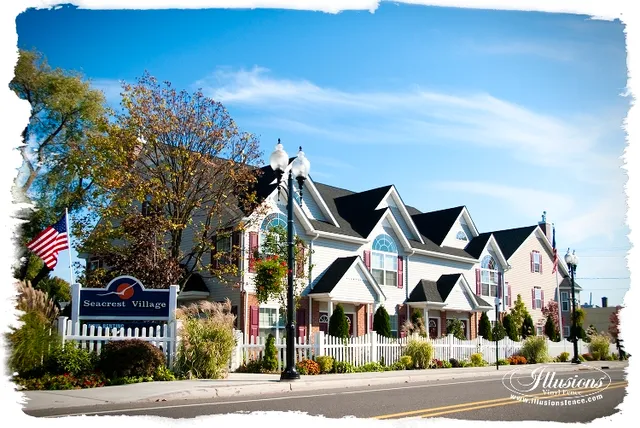 Illusions Vinyl Fence Commercial Fence Installation