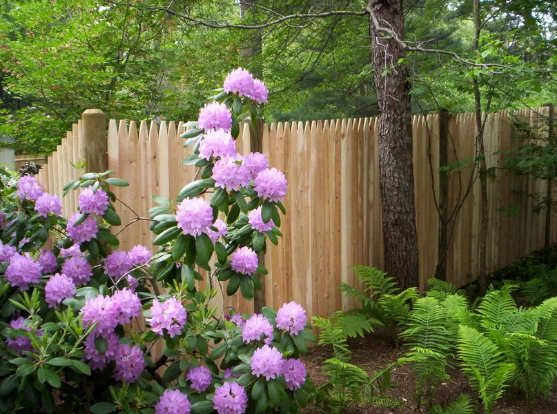work photo from neighborlyfence.com