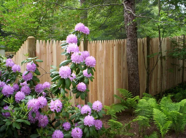work photo from neighborlyfence.com