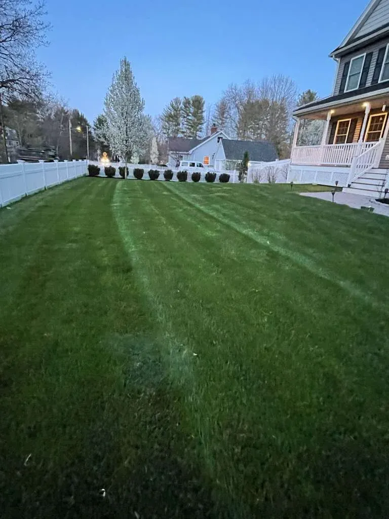 work photo from luxurylandscapinginc.com