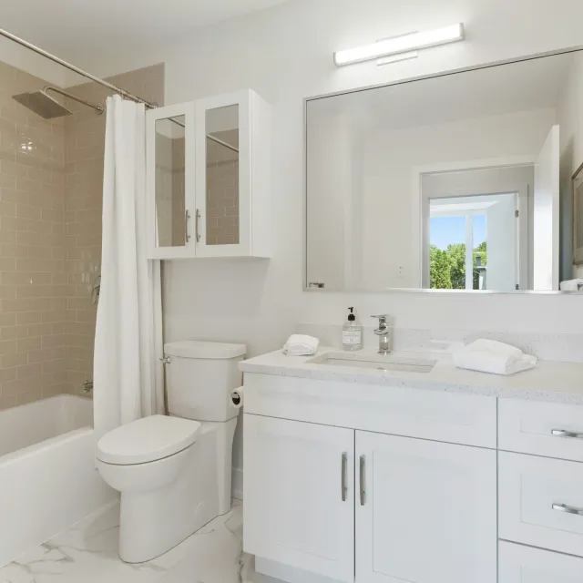bathroom after receiving a deep cleaning
