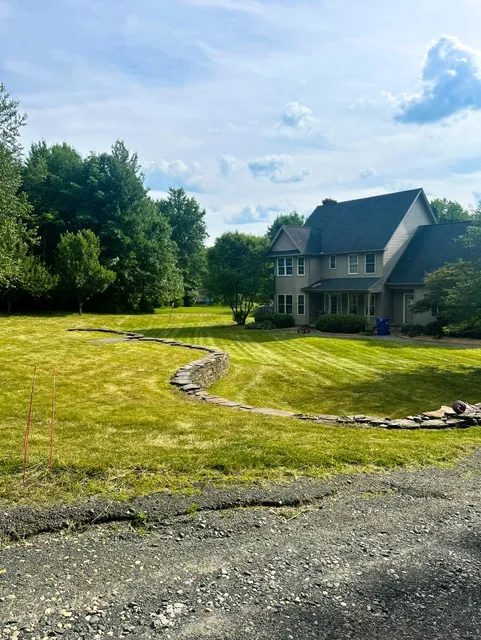 work photo from harperslandscapingandmowing.com