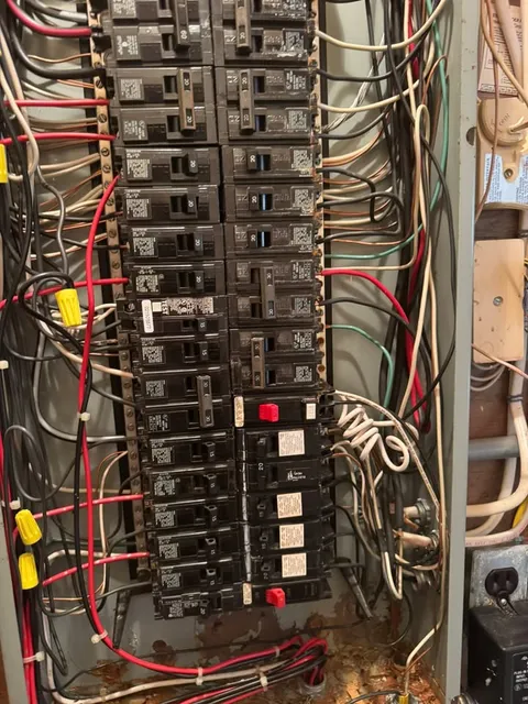 200amp service repair Douglas,Ma old 200amp service had water 💦 leaking into the panel for some time now, see before and after photos