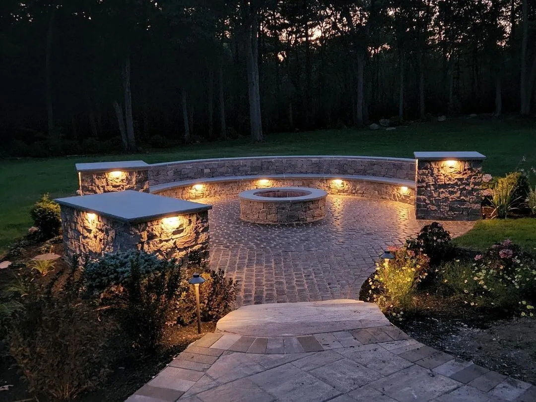 work photo from blackdiamondlandscapes.com
