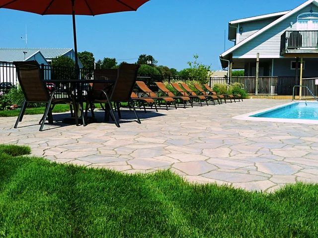 work photo from roberthansenlandscaping.com