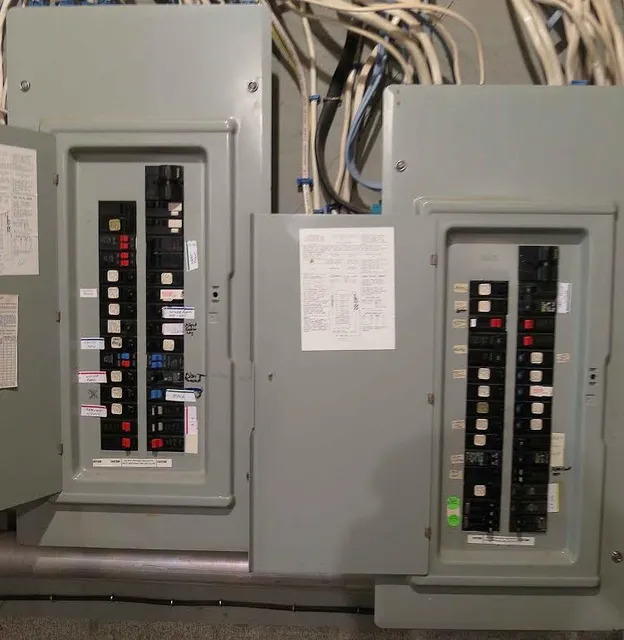 work photo from qualityelectricalcontractor.com
