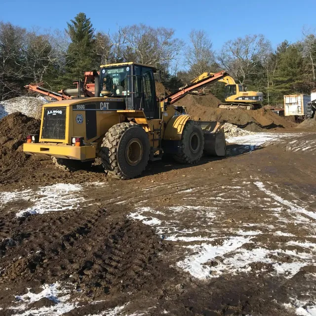 Excavation: Marshfield, Duxbury, Norwell, Pembroke, Plymouth, Kingston, East Bridgewater, Hanson, Carver, Halifax, Hanover, Abington