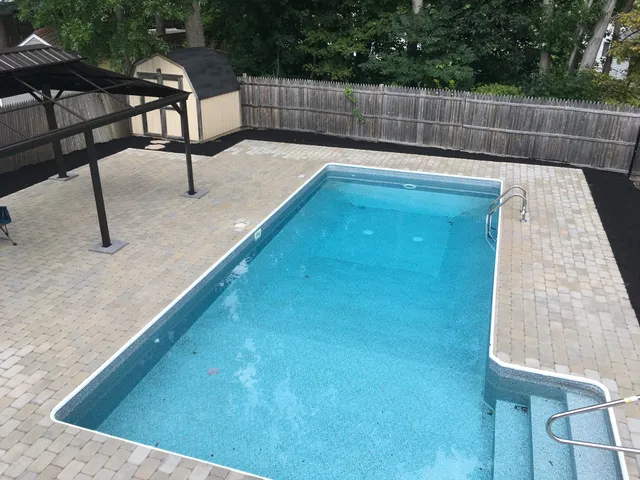 Maintenance Free Landscapes work photo