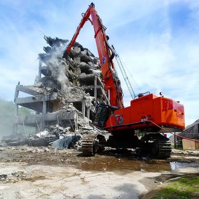 F & D Truck Co Inc work photo
