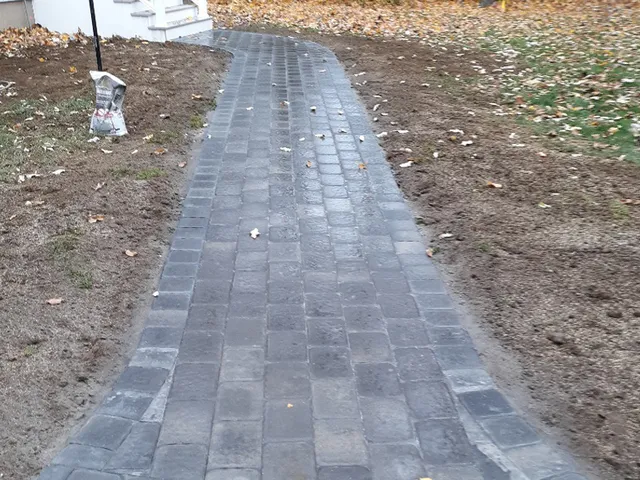 work photo from toppinglandscaping.com
