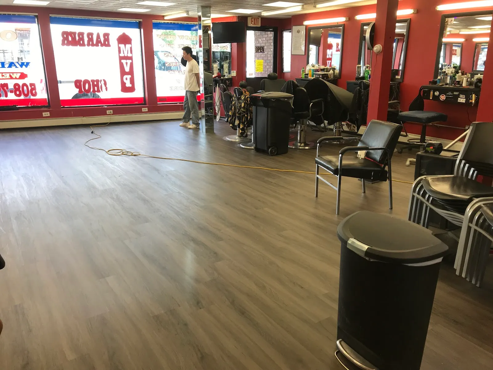 Elite Hardwood Floors