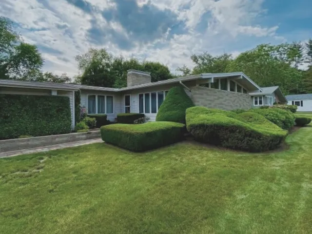 Limitless Lawn Care, LLC work photo