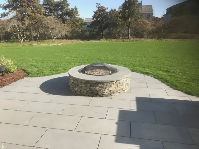 NICHOLAS FERRANTELLA LANDSCAPING researched project photo