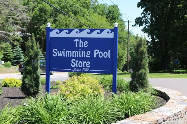 work photo from theswimmingpoolstore.com