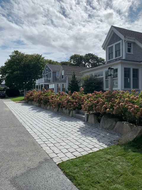 Lawnsmith Landscape Construction Inc. work photo
