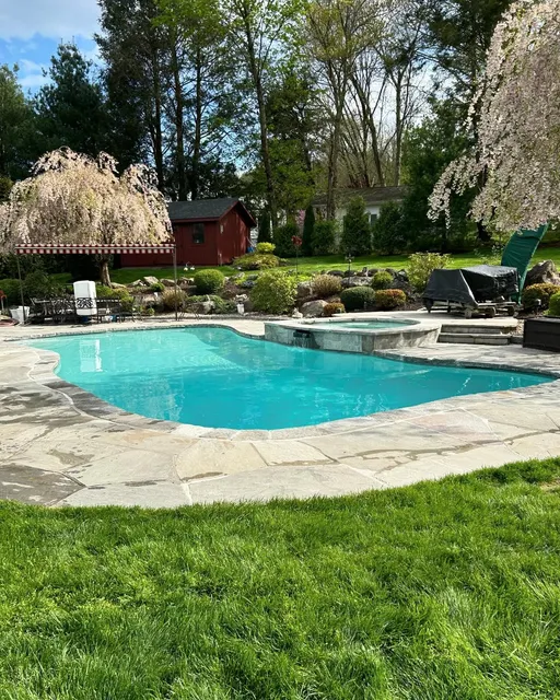HENN POOLS LLC work photo