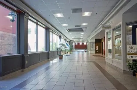 work photo from pittsfieldhousecleaning.com