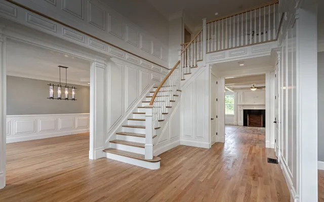 work photo from elitefinishcarpentry.com