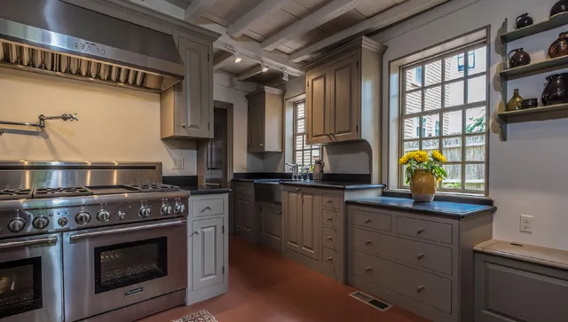 custom cabinets maine
