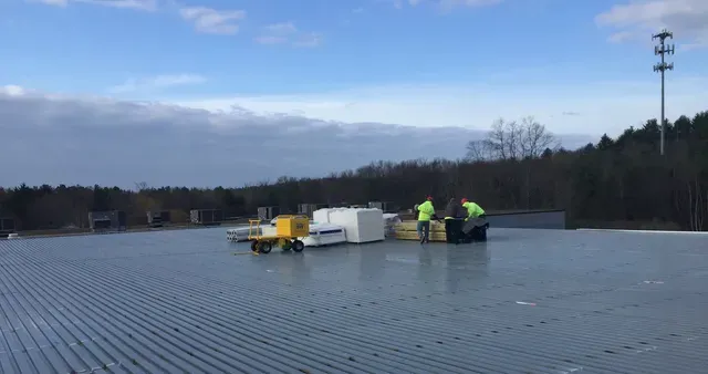 United Roofing & Remodeling LLC researched project photo