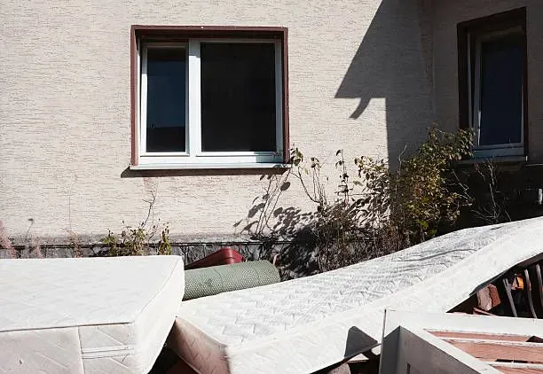 work photo from cchaulsjunk.com