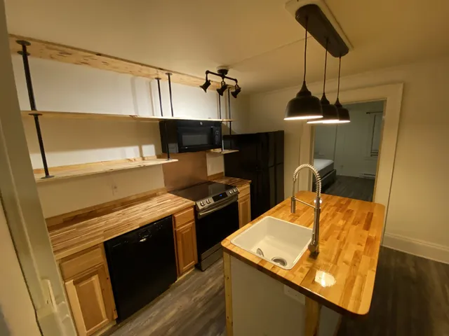 work photo from jngbuildingservices.com