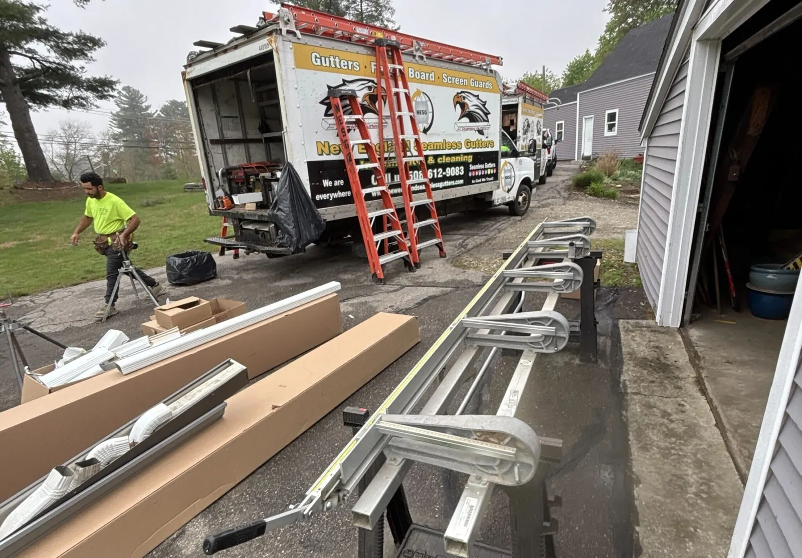 work photo from newenglandseamelessgutters.com
