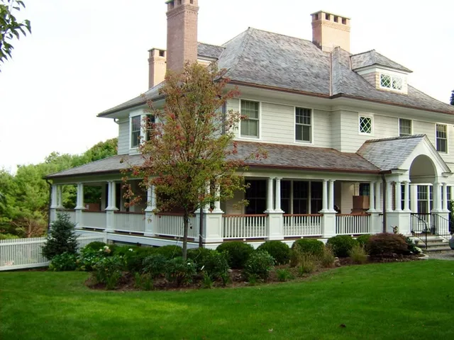 work photo from sevenmapleslandscaping.com