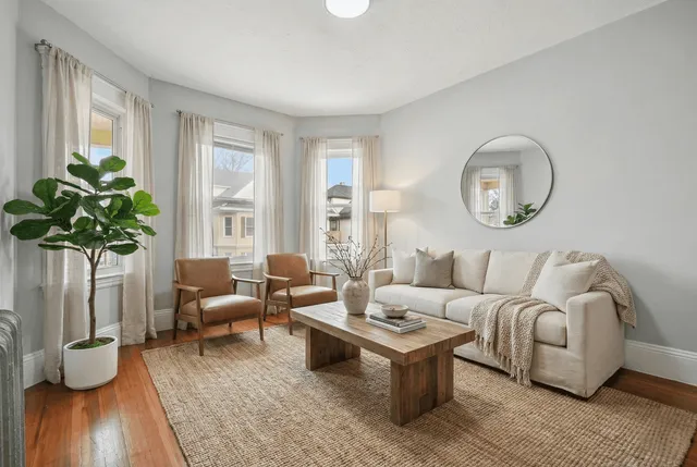 Darnell Billings, Realtor, Keller Williams Realty Boston-Metro work photo