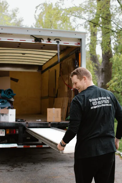Octopus Moving and Storage work photo