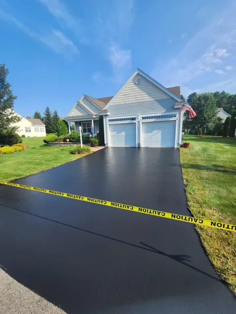 work photo from manchesterpavingandsealcoating.com