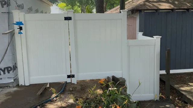 work photo from precisionfencecollc.com
