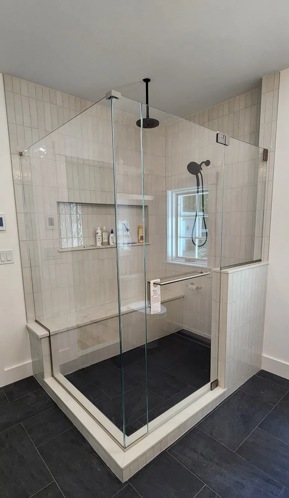 Banner Glass Shelmar