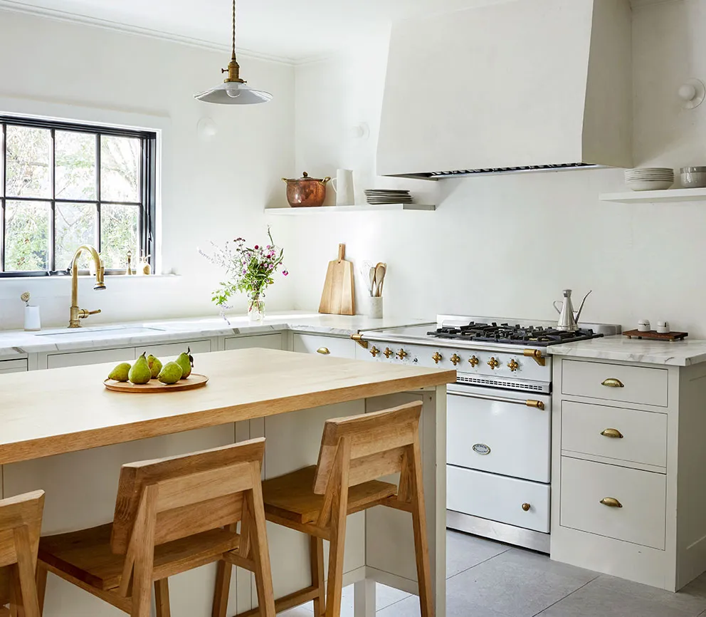 Lineal Architects + Builders