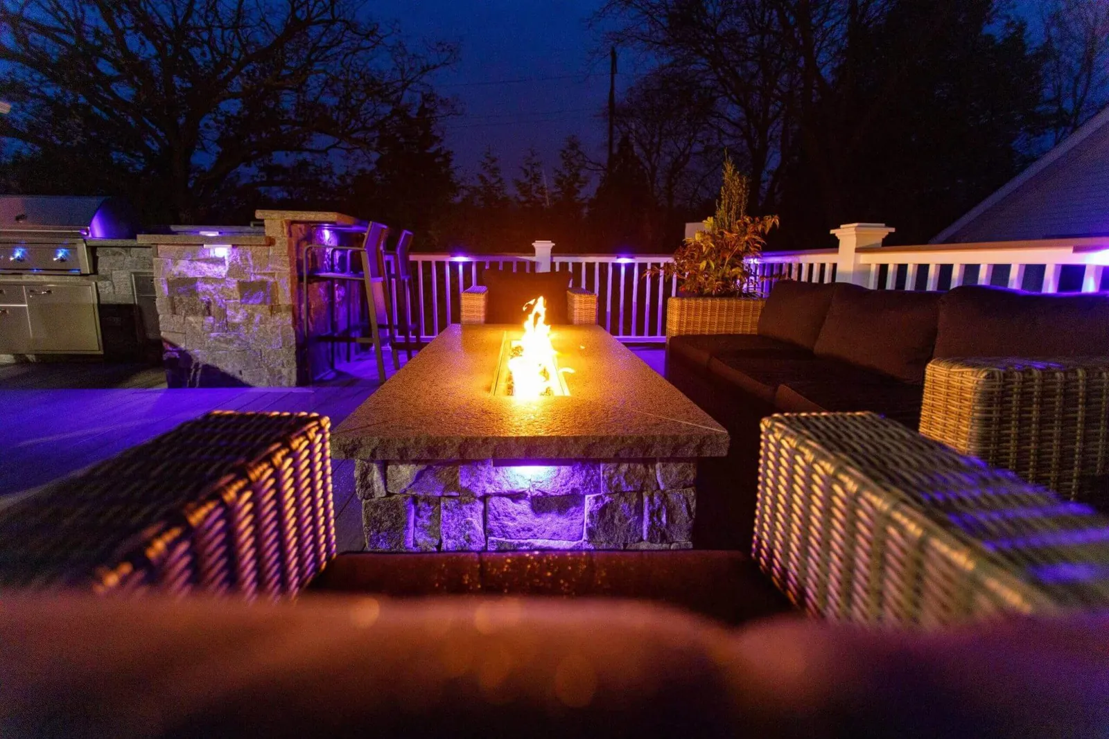 deck contractor stoughton ma