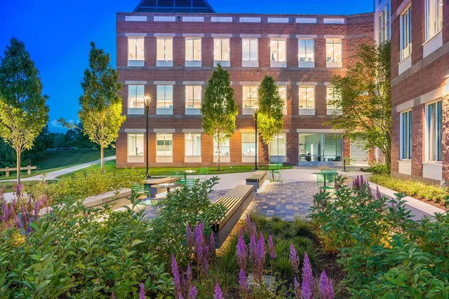 work photo from curtisslandscape.com