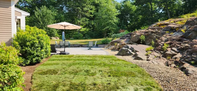 work photo from greenleaveslandscape.com