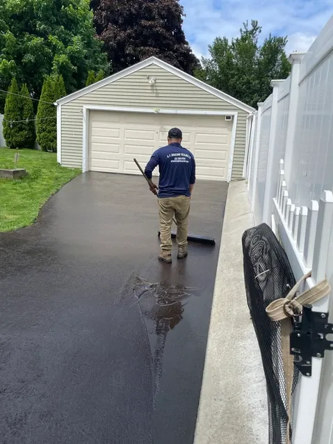 work photo from afdrivewaysealing.com