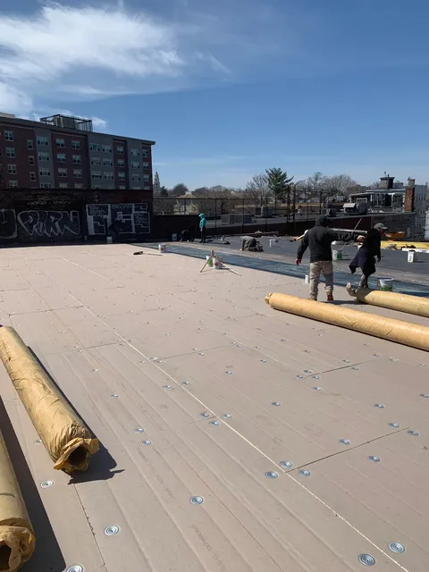 Roof Hub