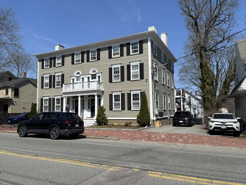 work photo from newburyportpainting.com