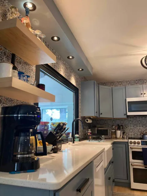 light fixtures in a kitchen